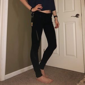 NEW Rag & Bone Jean - Blackout Size 25 (XS/S)